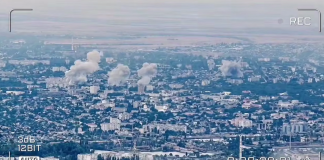 Russia dropped 10 KAB bombs on Kherson in half an hour Plumes of smoke rising above Kherson following a massive strike by Russian KAB bombs