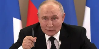 Володимир Путін під час публічного виступу
