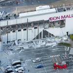 Powerful earthquake in Japan: shopping centre explodes, casualties feared