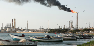 Venezuela’s oil refineries require at least $20 billion Pipelines at an oil refinery in Venezuela