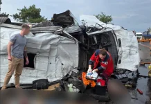 Смертельна ДТП на трасі Одеса — Миколаїв: дев’ятеро загиблих ДТП на трасі Одеса — Миколаїв: маршрутка зіткнулася з вантажівкою.