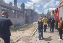 Вишневе в руїнах: понад 100 будинків знищено, жертв більшає Зруйновані будинки у Вишневому після атаки РФ.