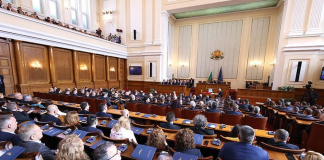 Болгарія зберегла безпекову угоду з Україною, відхиливши спроби проросійських сил Голосування в Національних зборах Болгарії щодо безпекової угоди з Україною