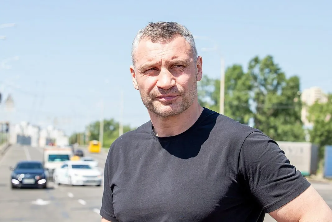 Віталій Кличко закликає до термінового засідання РНБО для підготовки Києва до зими. Віталій Кличко закликає до термінового засідання РНБО для підготовки Києва до зими.