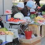 Українцям готують 5% податок на домашню їжу та городину