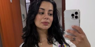 Daisy Alejandra Ortiz, known as Amaranta Hank, during a political campaign