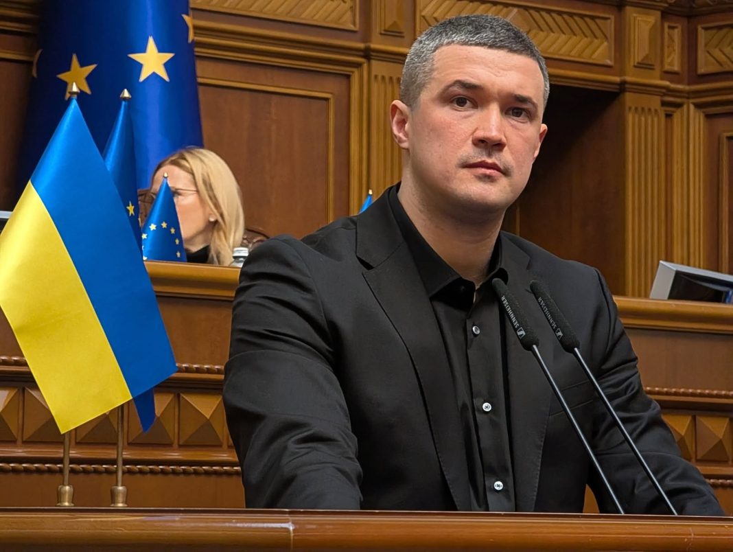 Михайло Федоров Михайло Федоров під час роботи на посаді міністра оборони України