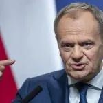 Туск: напади на українців у Польщі працюють на користь Росії