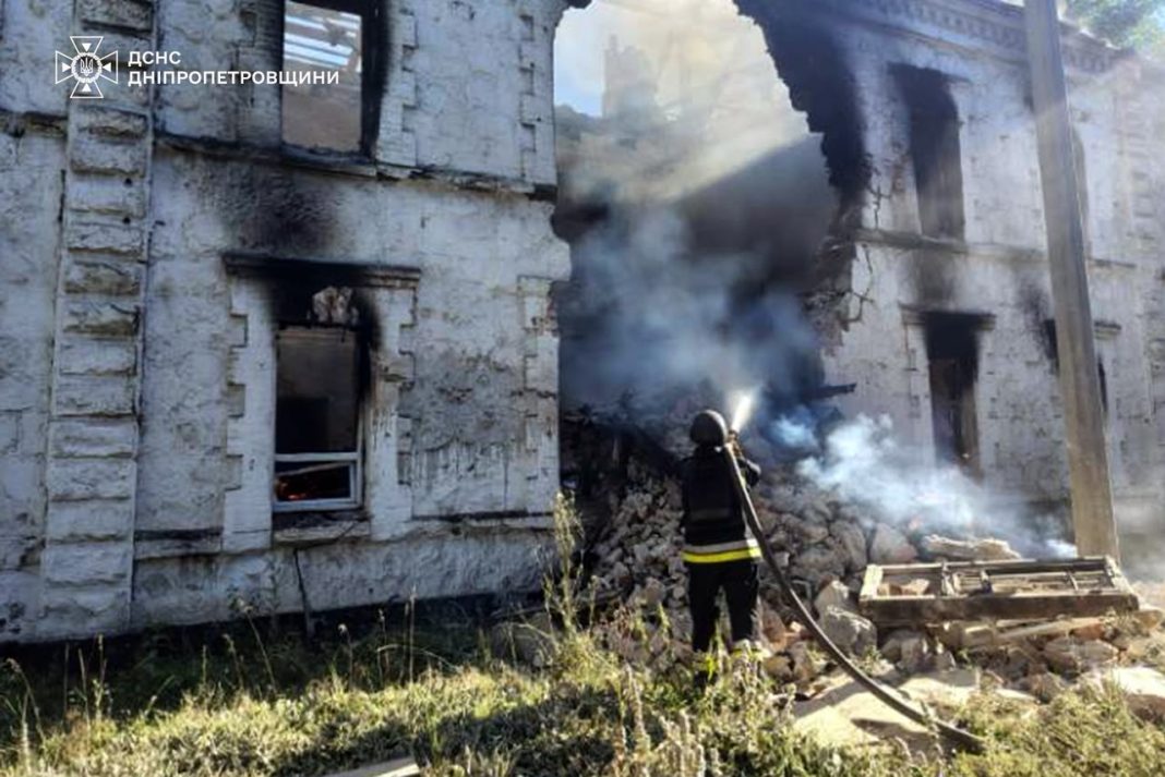 Russian attacks on the Dnipropetrovsk region: destruction and casualties. Russian attacks on the Dnipropetrovsk region: destruction and casualties.