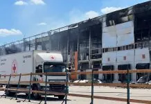 Знищений склад Українського Червоного Хреста в Києві після російського удару.