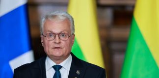 Президент Литви Ґітанас Науседа оголошує про зміни до Конституції щодо ядерної зброї.