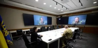 Володимир Зеленський під час наради