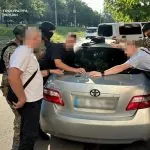 У Дніпрі напали на волонтера та викрали гроші на авто для ЗСУ