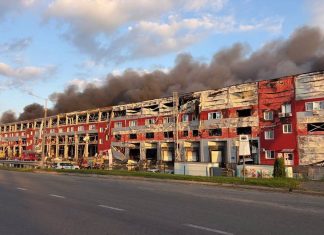 Росія знищила склад ЮНІСЕФ із допомогою українським дітям Зруйнований російським ударом склад із гуманітарною допомогою ЮНІСЕФ
