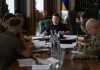 Нарада Зеленського з військовими керівниками