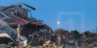 Нічний удар РФ: загинули семеро людей, серед них діти Зруйновані будинки після ракетного удару РФ під Кривим Рогом