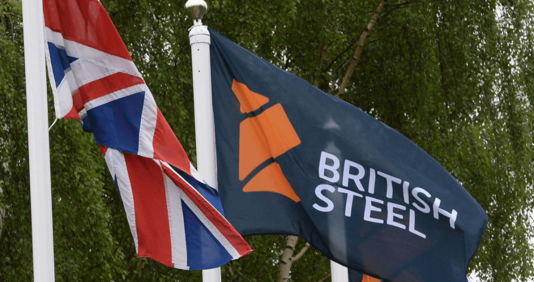 skynews-scunthorpe-british_4699916-1-1 The flags of Great Britain and British Steel