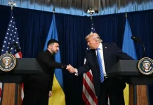 Зеленський і Трамп обговорять нову стратегію тиску на Росію Зеленський та Трамп під час зустрічі