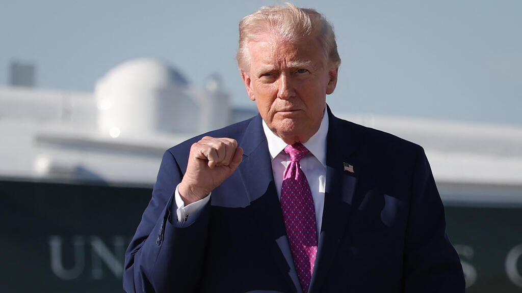 063-2270782754 Дональд Трамп відклав новий удар США по Ірану