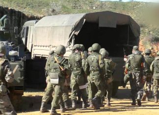 Російські військові під час навчань на полігоні