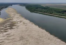 In western Ukraine, river water levels could reach an all-time low A shallow river against a backdrop of dry weather in western Ukraine