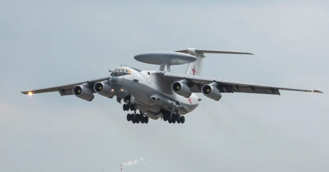 А-50У Літак дальнього радіолокаційного виявлення А-50У в польоті