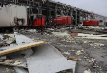 Росія системно атакує логістику, склади й ритейл України Пошкоджений унаслідок російської атаки логістичний об'єкт в Україні