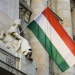 Угорщина зберегла тимчасовий захист для українців призовного віку