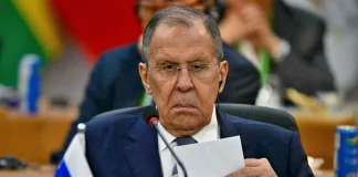 Сергій Лавров під час публічного виступу