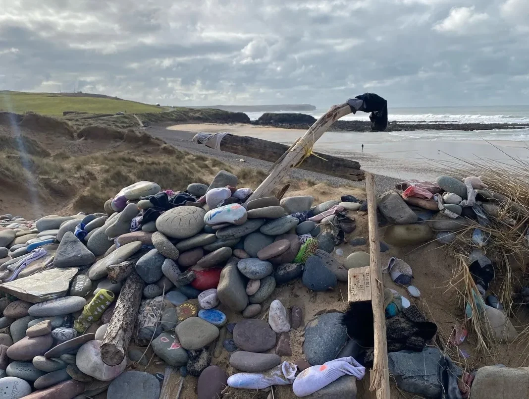 An unofficial memorial to Dobi on Freshwater West beach in Wales