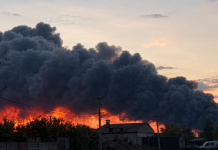 Russia attacked Boryspil with cruise missiles: a massive fire broke out following the strike A major fire following a Russian missile attack on Boryspil on 20 August