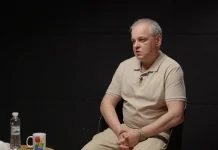 Сергій Рахманін під час інтерв'ю Українській правді