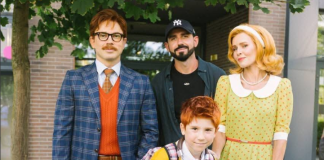 The first photos from the set of the film *Petrik Pyatochkin at the Cinema* have been published« Photos from the filming of the film *Petrik Pyatachkin at the Cinema*«