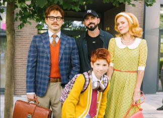 Photos from the filming of the film *Petrik Pyatachkin at the Cinema*«