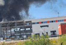Russia attacked a «Nova Poshta» terminal in the Kharkiv region Thick black smoke over a Nova Poshta terminal in the Kharkiv region following a Russian strike