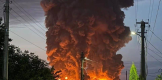 Thick black smoke above the Wildberries warehouse complex near Aleksin