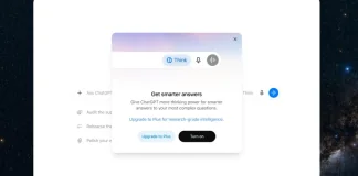 Інтерфейс ChatGPT на екрані ноутбука