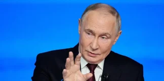 Путін пригрозив відповіддю на затримання російських торгових суден Володимир Путін під час зустрічі з командувачами російських флотів