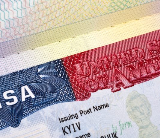 США готують скасування віз B1/B2 для прохачів притулку Американська віза B1/B2