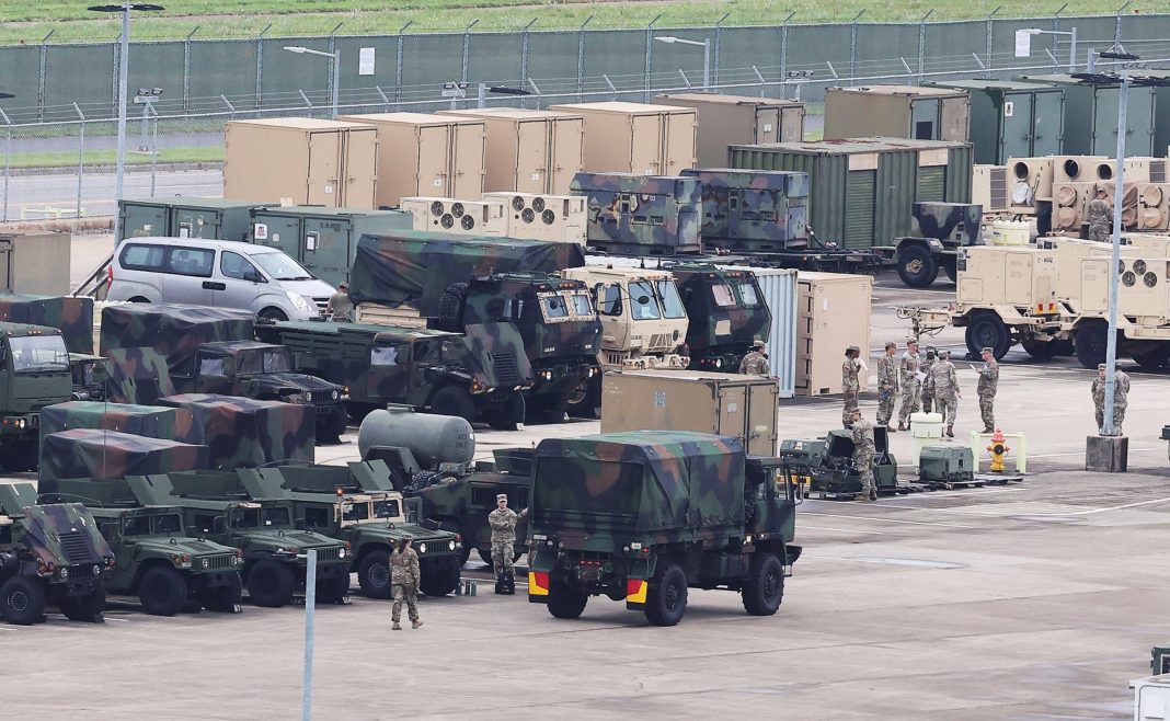 US and South Korean military personnel US and South Korean troops during joint exercises