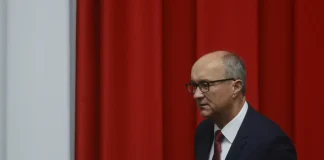 «ЄС — не банкомат»: Польща назвала умову для України Влодзимеж Чажасти під час зустрічі офіційного заходу