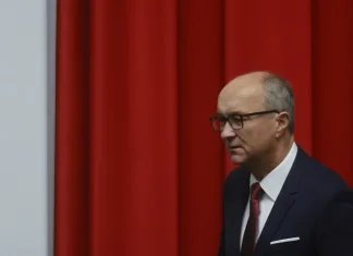 «ЄС — не банкомат»: Польща назвала умову для України Влодзимеж Чажасти під час зустрічі офіційного заходу