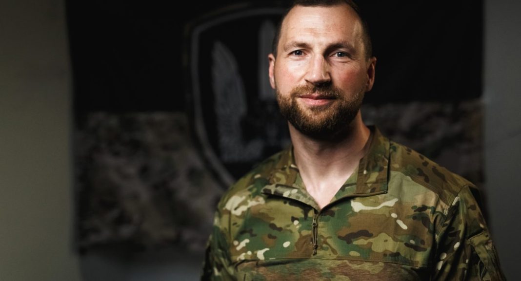 Євгеній Хмара Євгеній Хмара під час заяви про подальші операції проти об’єктів у Росії