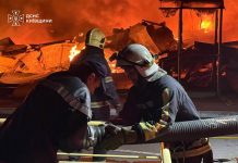 Після ударів по складах злетять ціни: що подорожчає Знищений логістичний склад в Київській області