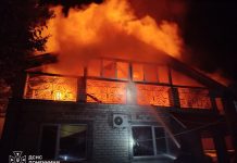 Fire in Sloviansk following the Russian attack on 10 August