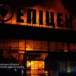 The Russians destroyed the «Epicentre» in Zaporizhzhia: the fire engulfed 10,000 m²