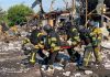 Russian strike on Pechenigi: 10 dead and 17 injured Rescue workers are at the scene of the Russian strike in Pechenigi