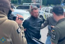 СБУ затримала на Рівненщині агента ФСБ, який готував убивства військових Співробітник СБУ під час контррозвідувальних заходів на Рівненщині