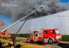 Росія двічі вдарила по ТЦ у Кривому Розі: 6 загиблих і 91 постраждалий Наслідки російського удару по торговельному центру в Кривому Розі.