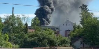 У Львові горів завод «Іскра»: п’ятеро постраждалих Пожежа на заводі «Іскра» у Львові 22 серпня
